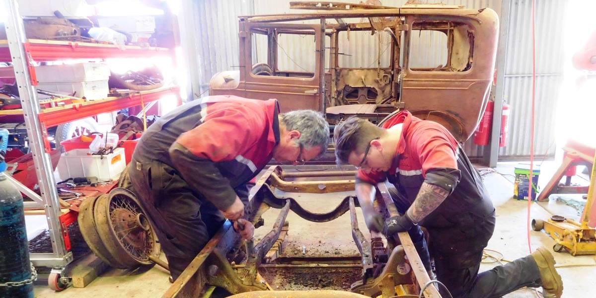 1928 Studebaker GB Commander during the disassembly process