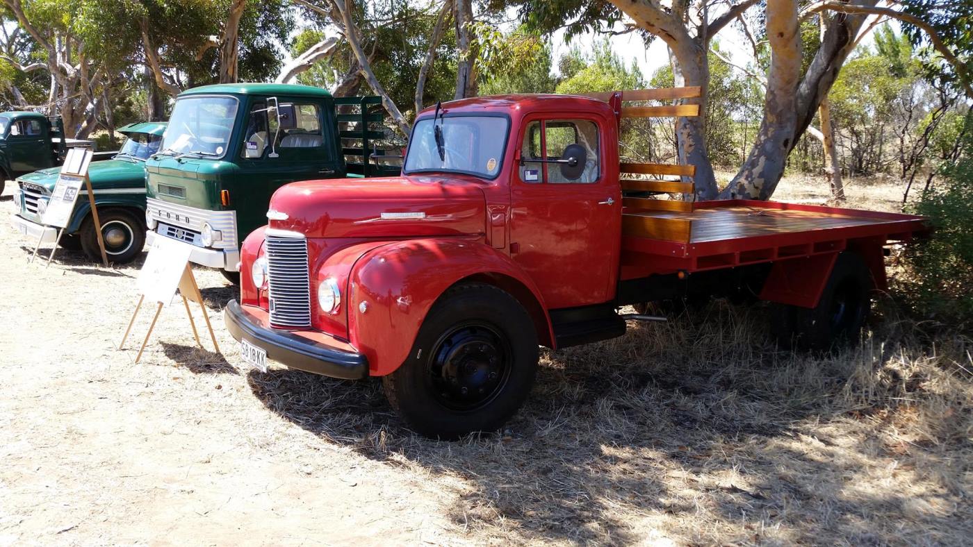 1948 Commer Superpoise on show at a vintage vehicle event